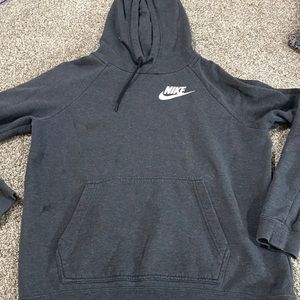 nike sweatshirt